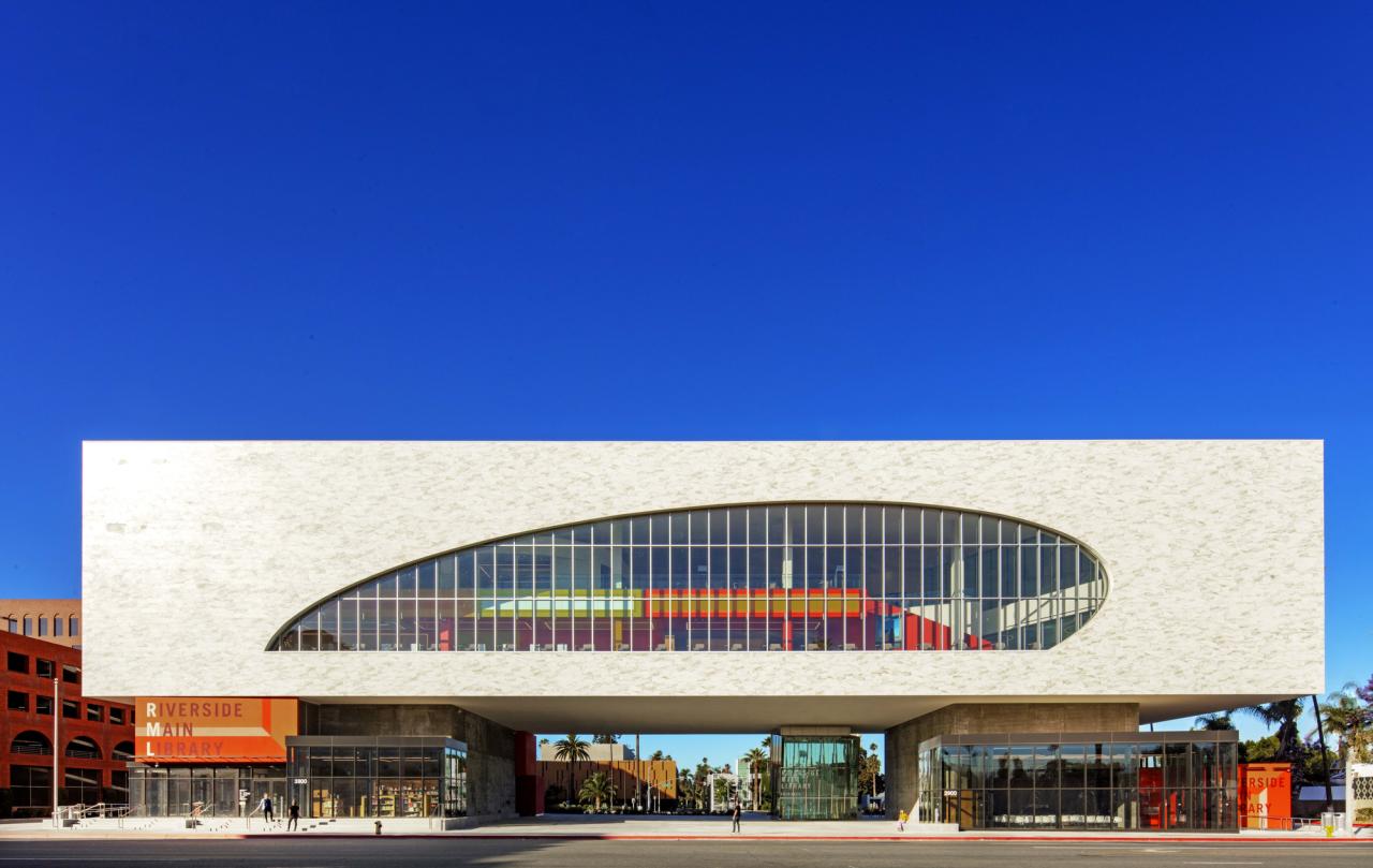 BIM建筑|Riverside 市立图书馆 / Johnson Favaro