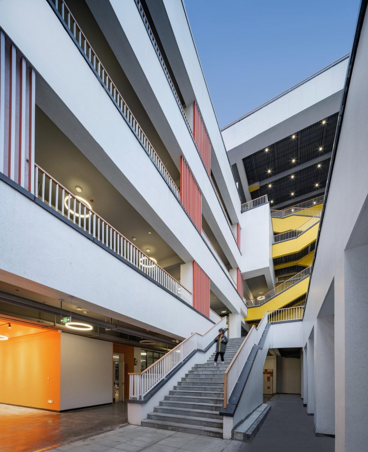 BIM建筑|吉首中驰·湘郡礼德学校（一期）/ 象外营造工作室