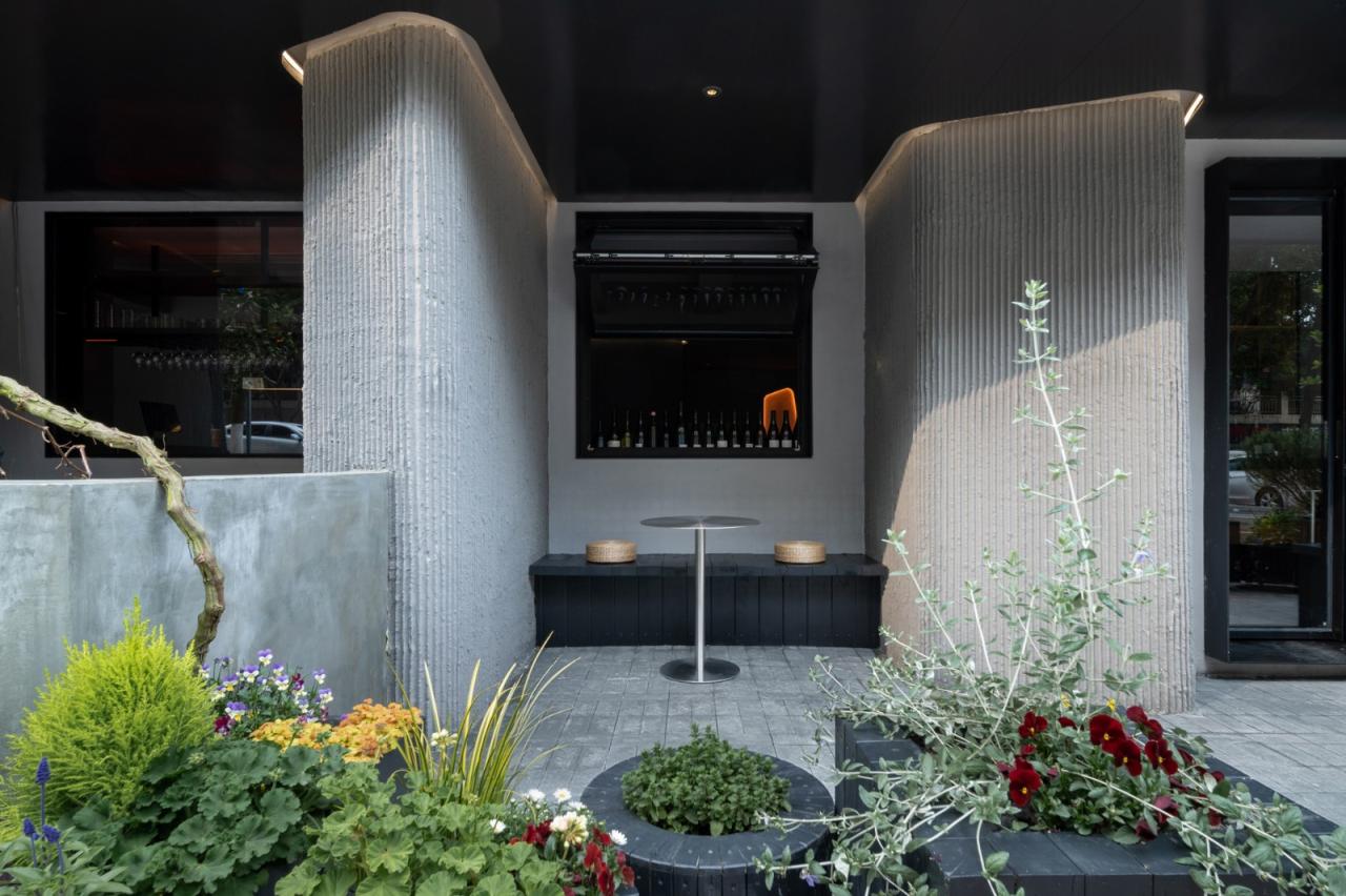 BIM建筑|Wine Nuts酒疯子餐酒吧 / 未韬建筑