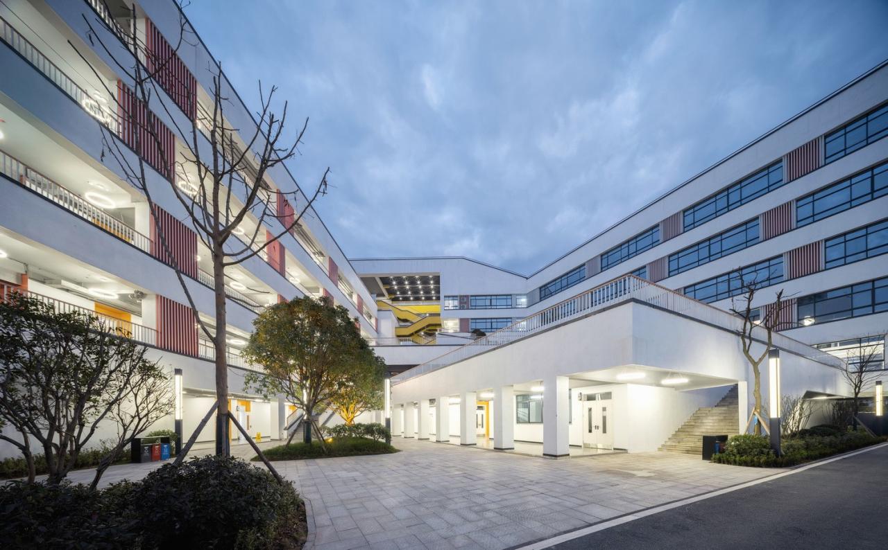 BIM建筑|吉首中驰·湘郡礼德学校（一期）/ 象外营造工作室