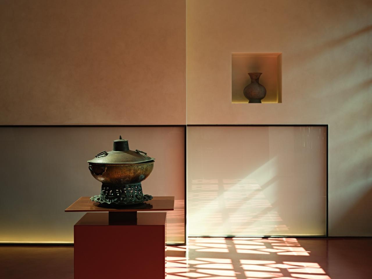 BIM建筑|历史建筑中的火锅“博物馆”：杭州GUD火锅餐厅旗舰店 / 八荒设计