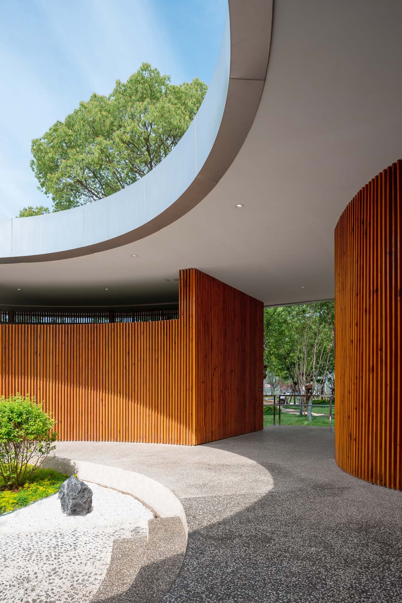 BIM建筑|梁子湖长岭渡口景观公厕 / 原榀建筑