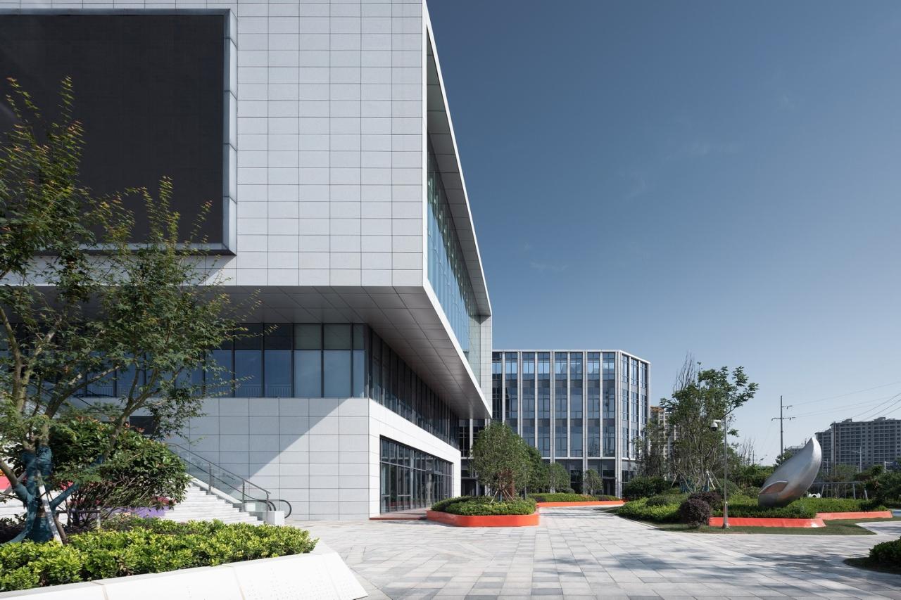 BIM建筑|一站式全民教育综合体：翼立方教育发展中心 / 简和工作室