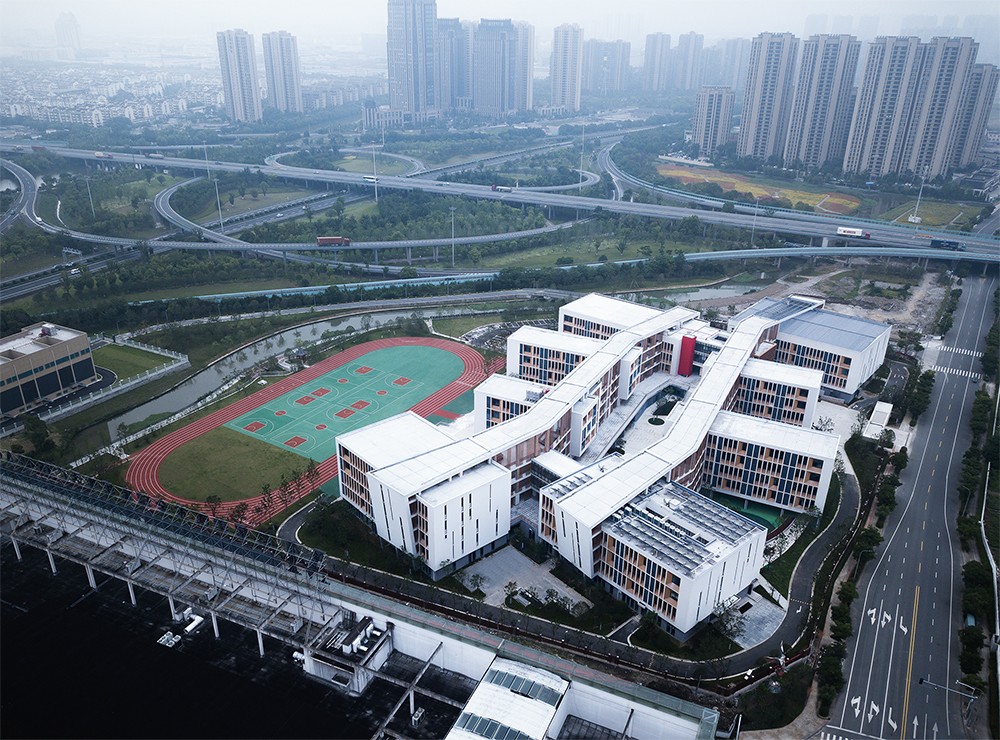 BIM建筑|开放式教育园林——宁波万科潘火实验中学 / UA尤安设计