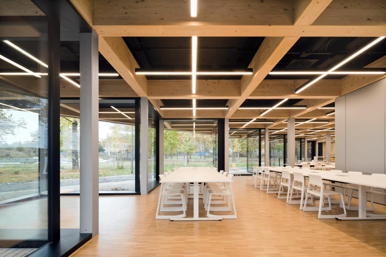 BIM建筑|旋转45度，校园食堂与媒体中心 / wulf architekten