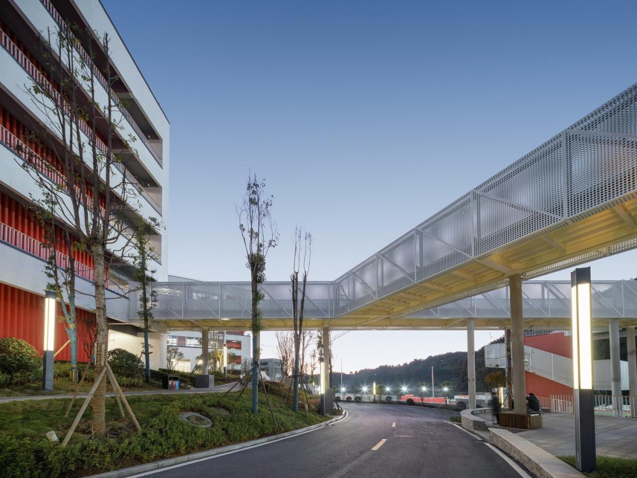 BIM建筑|吉首中驰·湘郡礼德学校（一期）/ 象外营造工作室