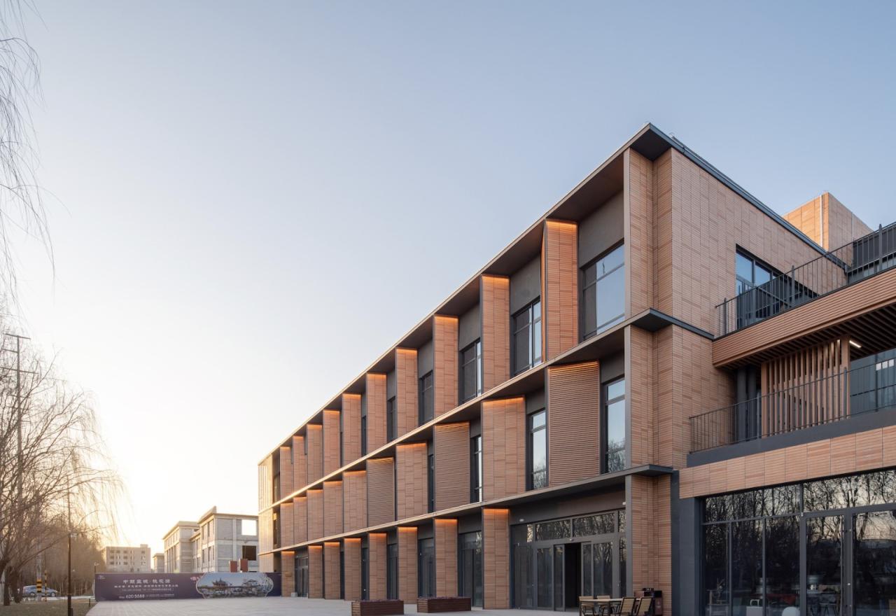 BIM建筑|废弃厂房改造康养配套 / 栖城设计