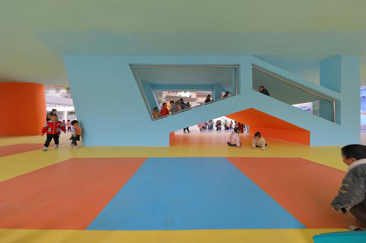 BIM建筑|九寨沟县启航幼儿园 / 东意建筑