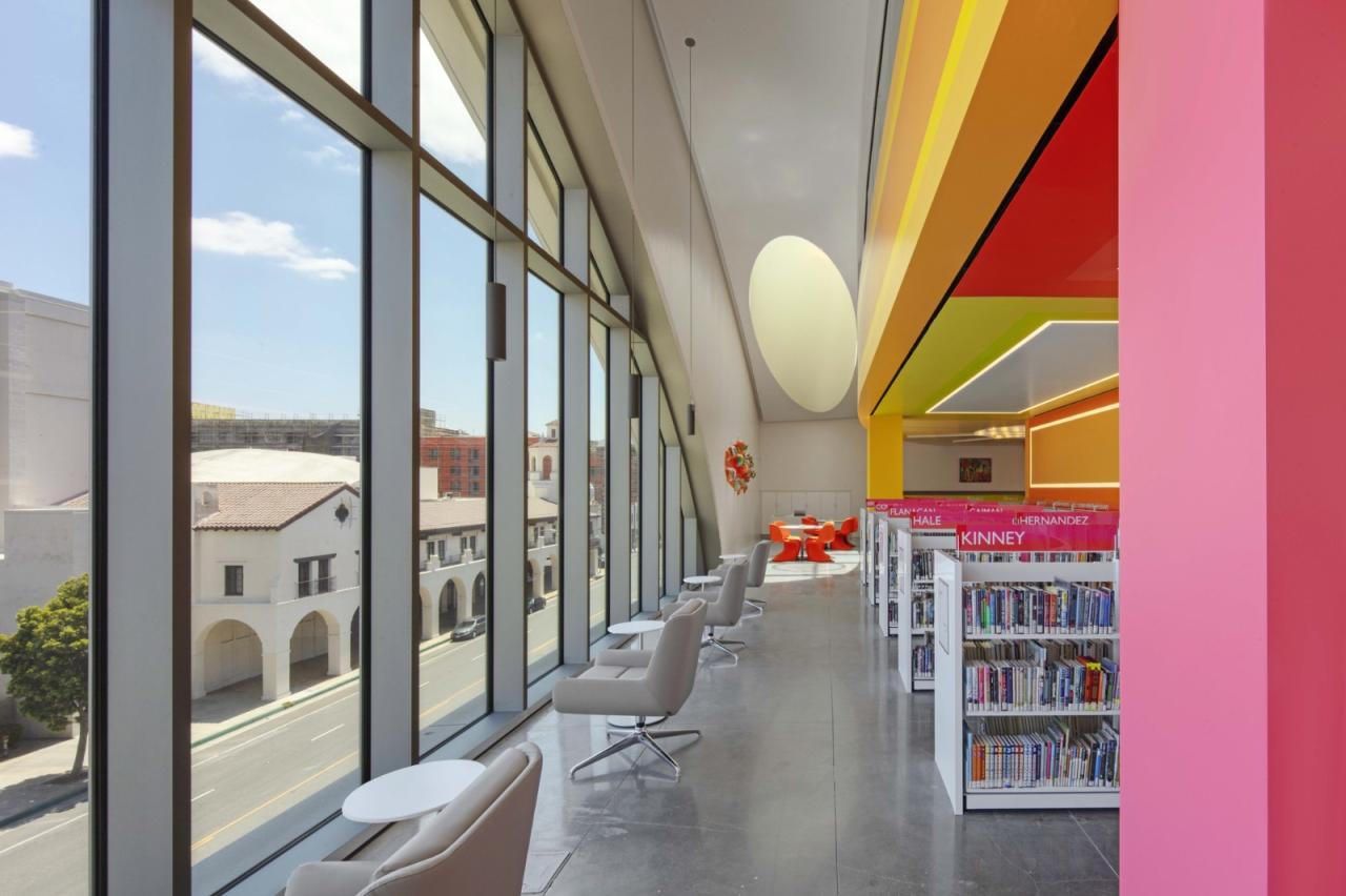 BIM建筑|Riverside 市立图书馆 / Johnson Favaro