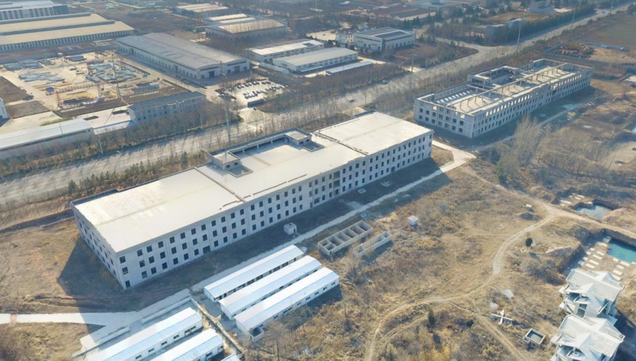 BIM建筑|废弃厂房改造康养配套 / 栖城设计