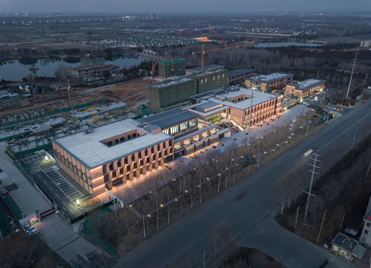 BIM建筑|废弃厂房改造康养配套 / 栖城设计