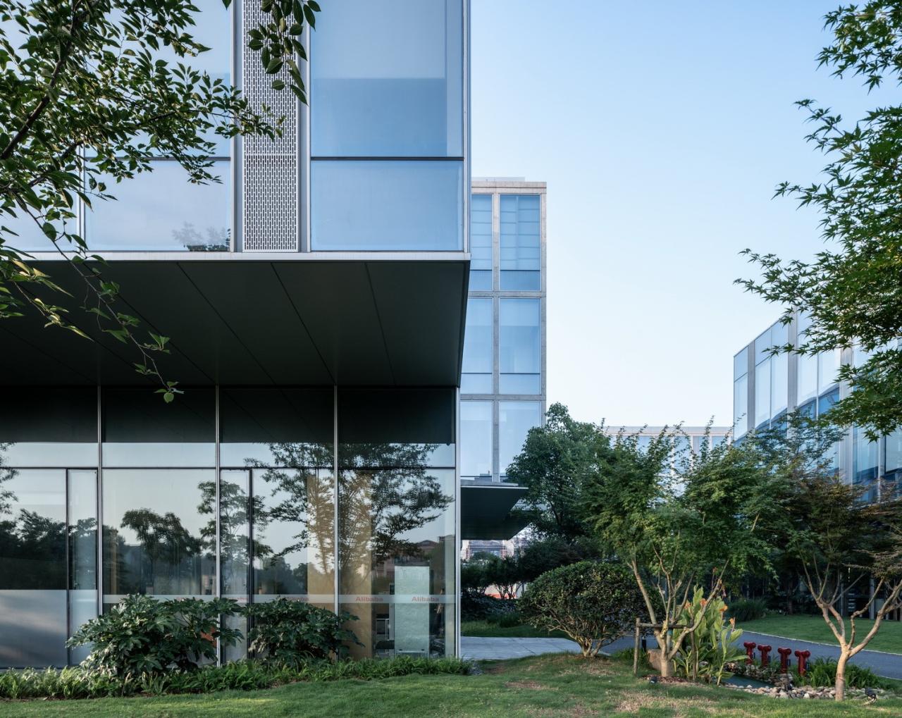 BIM建筑|杭州恩宝办公园区：秩序与自由 / gad