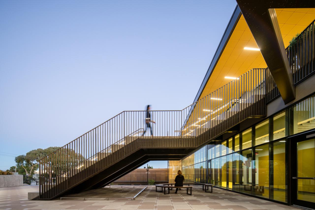 BIM建筑|TIDE 学院 / LPA