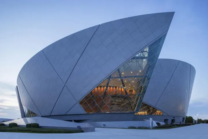 BIM建筑|郑州大剧院 / 哈尔滨工业大学建筑设计研究院