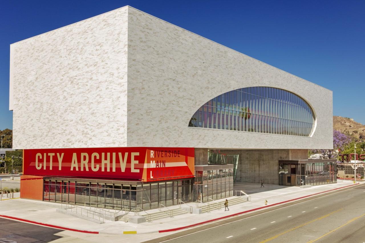 BIM建筑|Riverside 市立图书馆 / Johnson Favaro