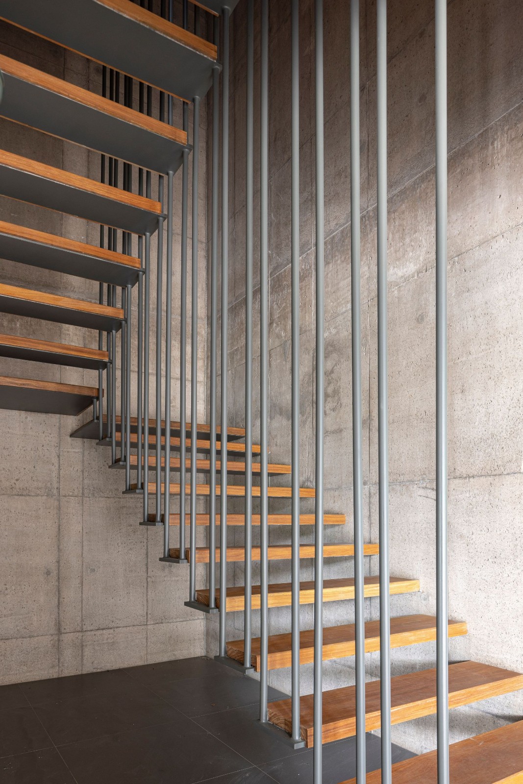 BIM建筑|拼接式住宅：Habka 之家 / Estúdio MRGB