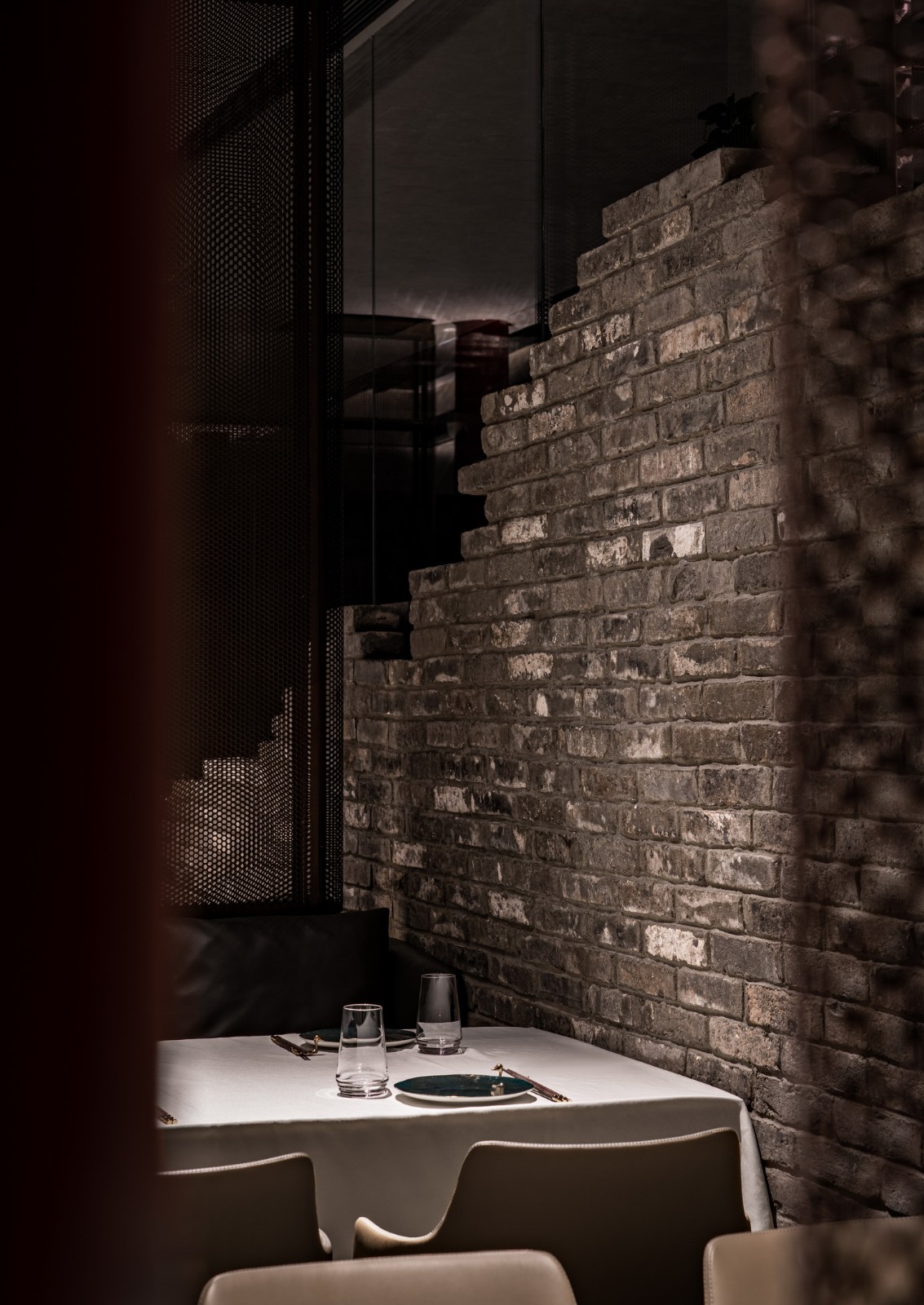 BIM建筑|四季民福上海外滩店 / IN.X屋里门外设计