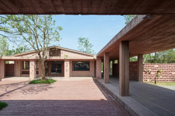 BIM建筑|​工坊式的校园：丁蜀成校 / 亘建筑事务所