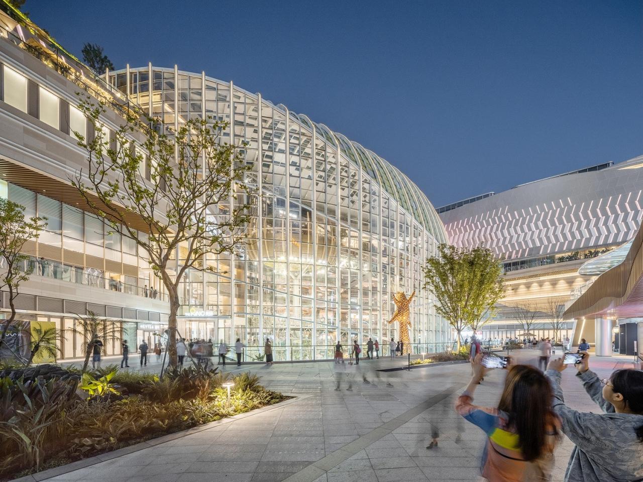 BIM建筑|香港置地重庆光环The Ring购物公园 / PHA湃昂