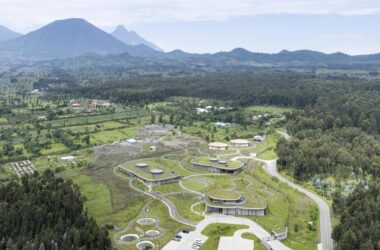 BIM建筑|福西大猩猩基金艾伦·德杰尼勒斯园区 / MASS Design Group-BIM建筑网