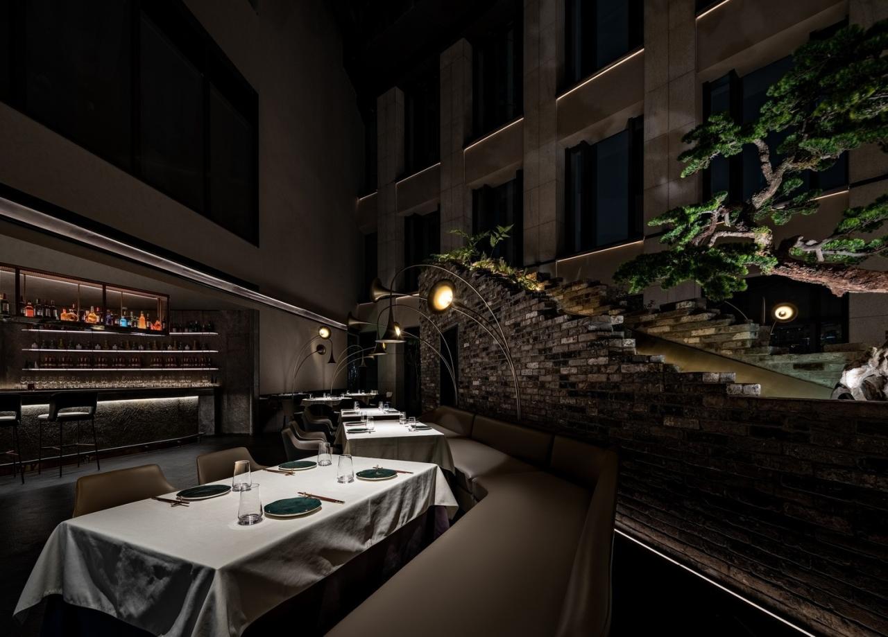 BIM建筑|四季民福上海外滩店 / IN.X屋里门外设计