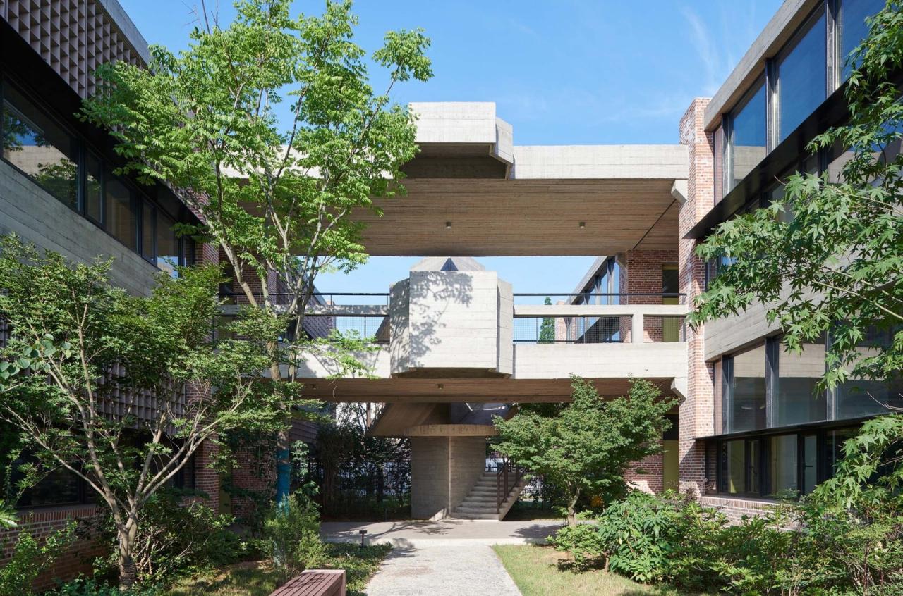 BIM建筑|​工坊式的校园：丁蜀成校 / 亘建筑事务所