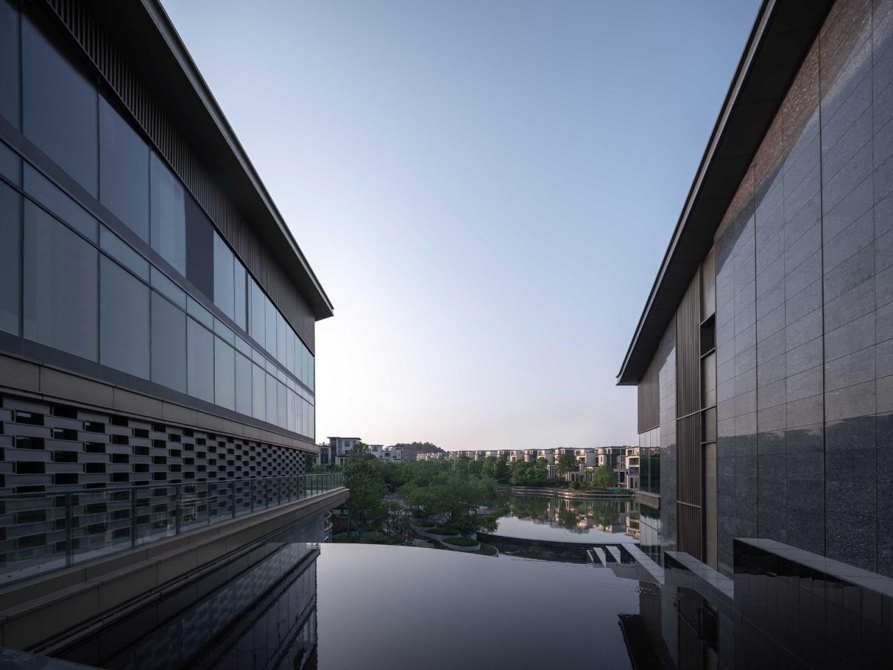 BIM建筑|长沙麓隐青竹湖展示中心 / PTA上海柏涛