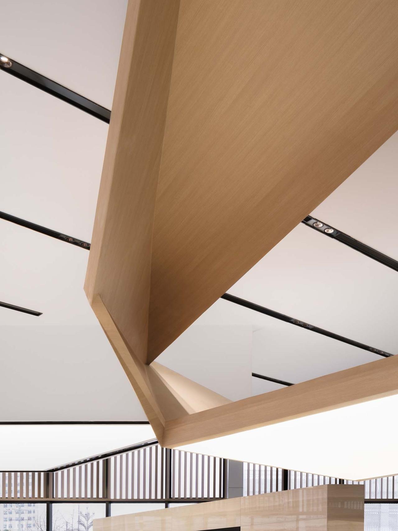 BIM建筑|成都BMW宝马体验中心 / 朱海博建筑设计事务所