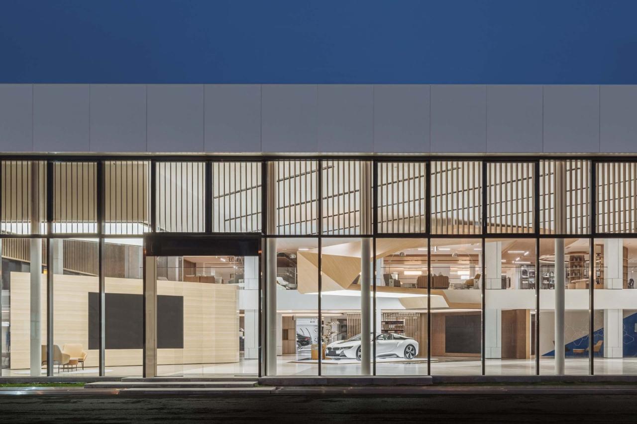 BIM建筑|成都BMW宝马体验中心 / 朱海博建筑设计事务所