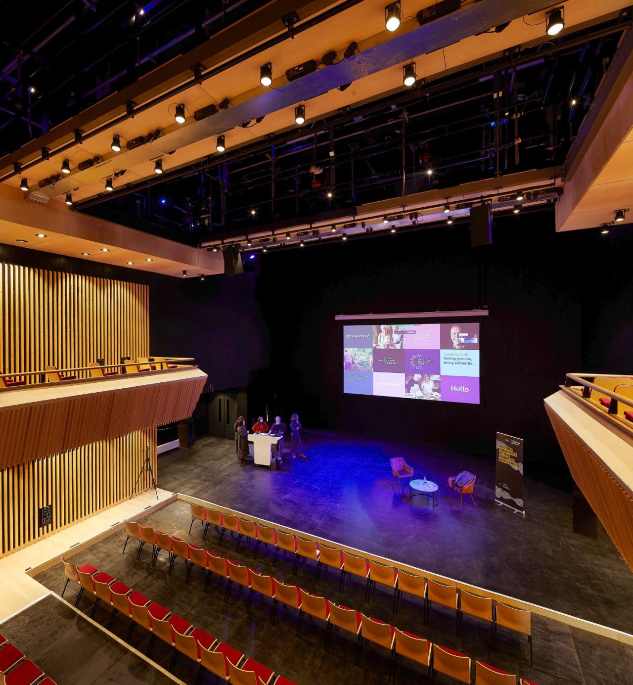 BIM建筑|约克圣约翰大学创意中心 / Tate + Co