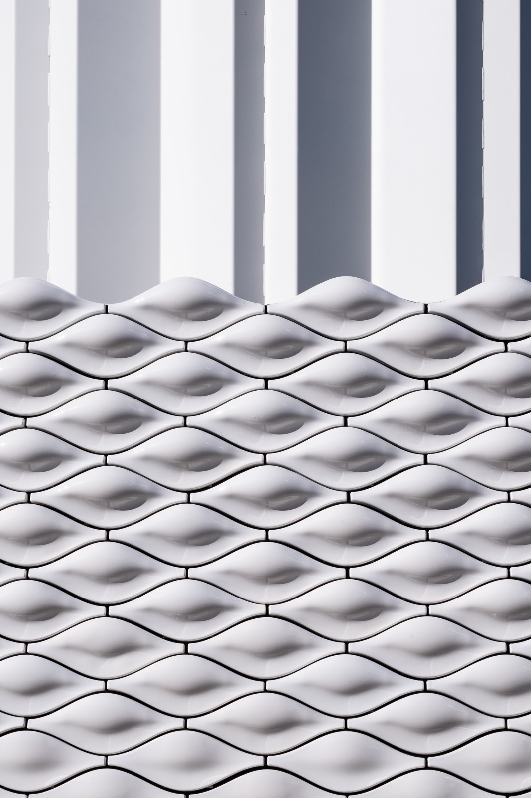 BIM建筑|结构创新：‘壳层镂空’光之塔与能量之墙 / Tonkin Liu