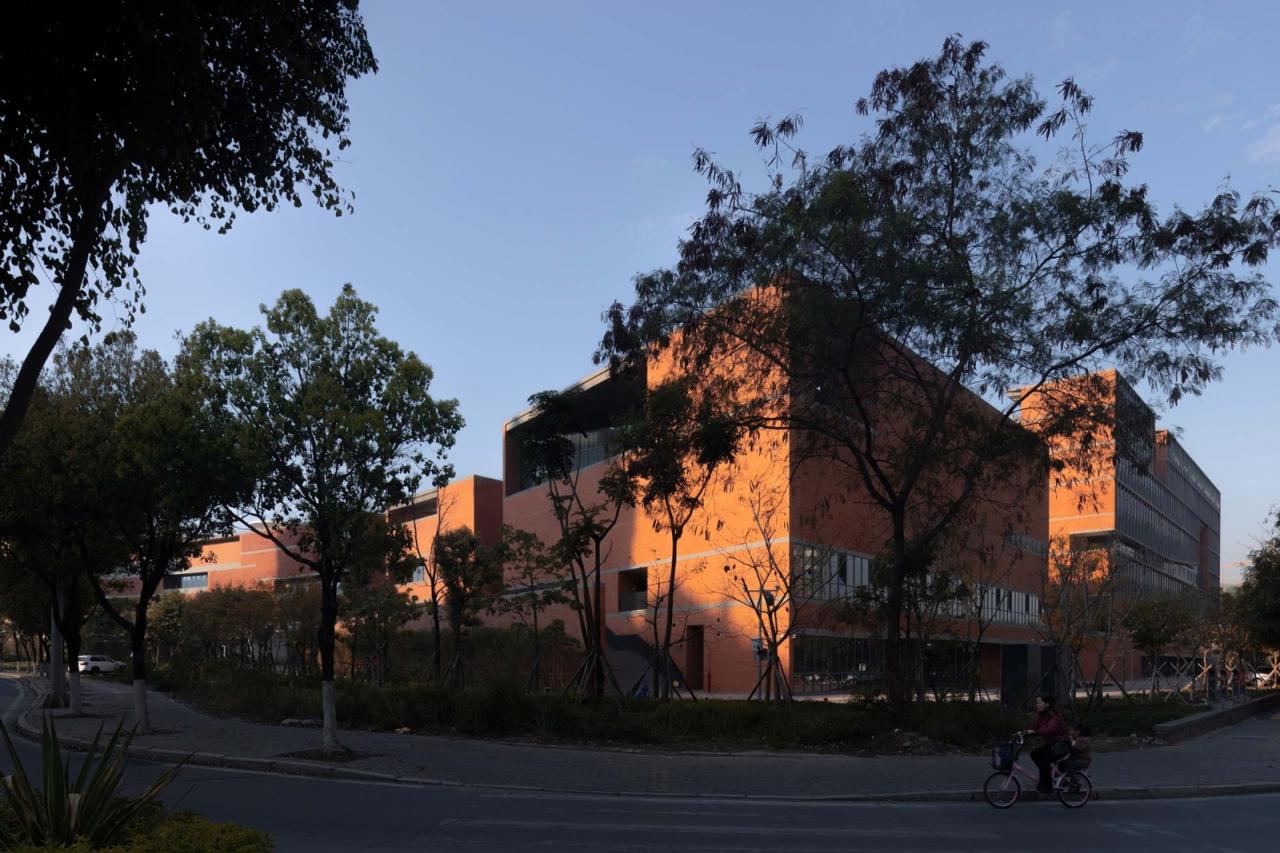 BIM建筑|龙岩工人文化宫 / 天津华汇