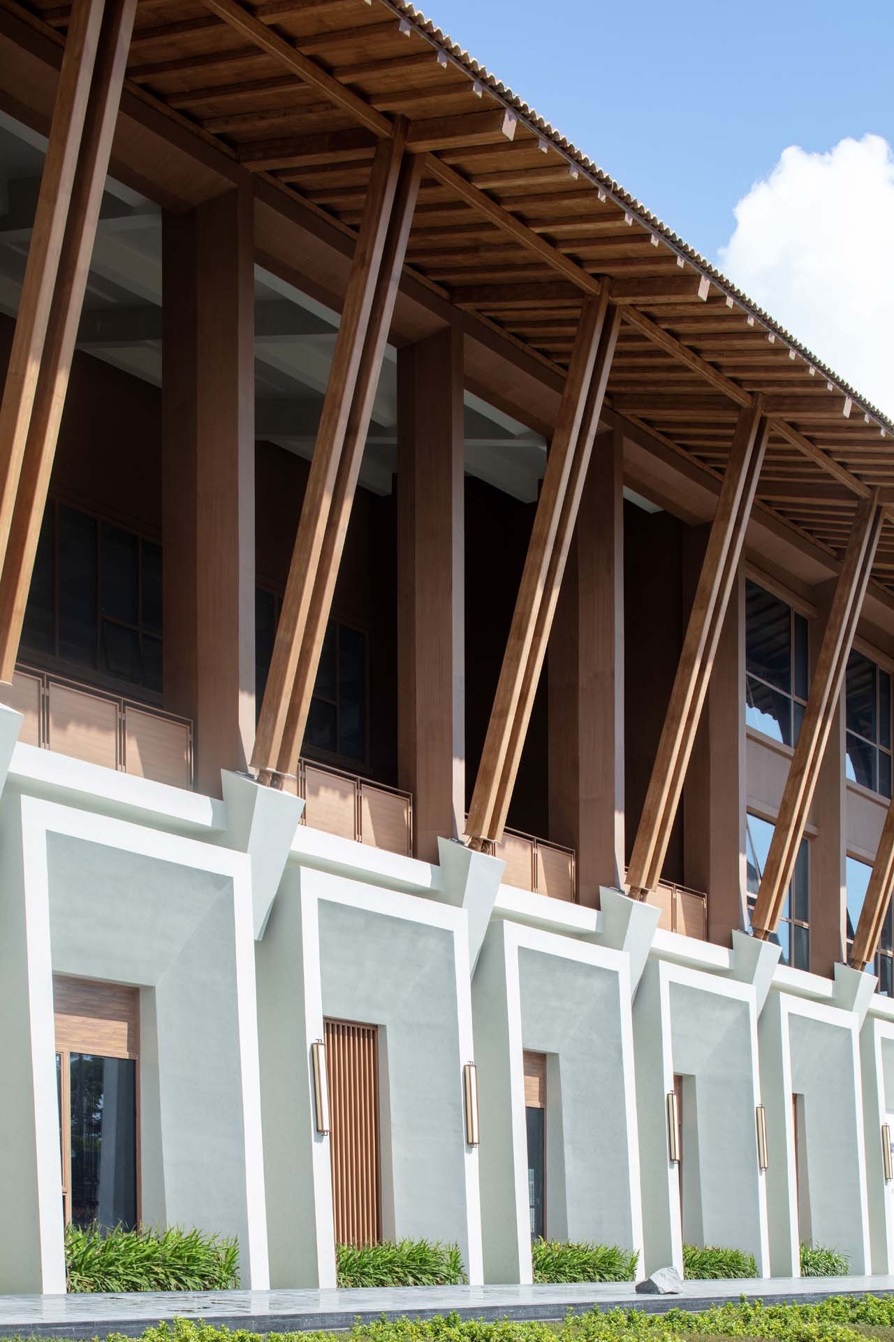 BIM建筑|三亚海棠湾医养示范中心 / line+建筑事务所