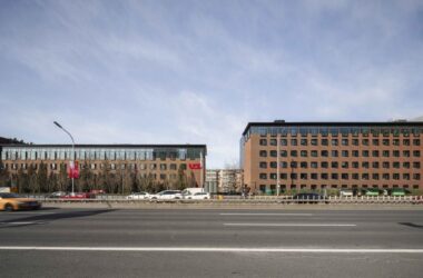 BIM建筑|护城河上的一段记忆迭代：总部办公楼更新 / 北京城建设计发展集团股份有限公司-BIM建筑网