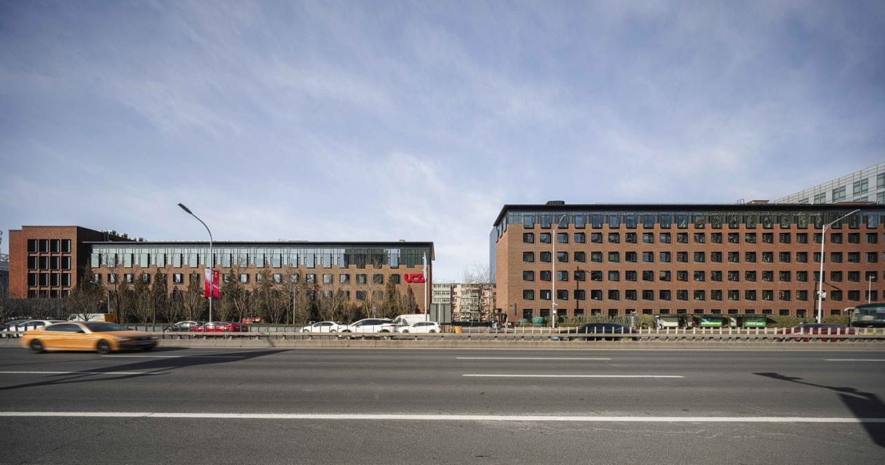 BIM建筑|护城河上的一段记忆迭代：总部办公楼更新 / 北京城建设计发展集团股份有限公司