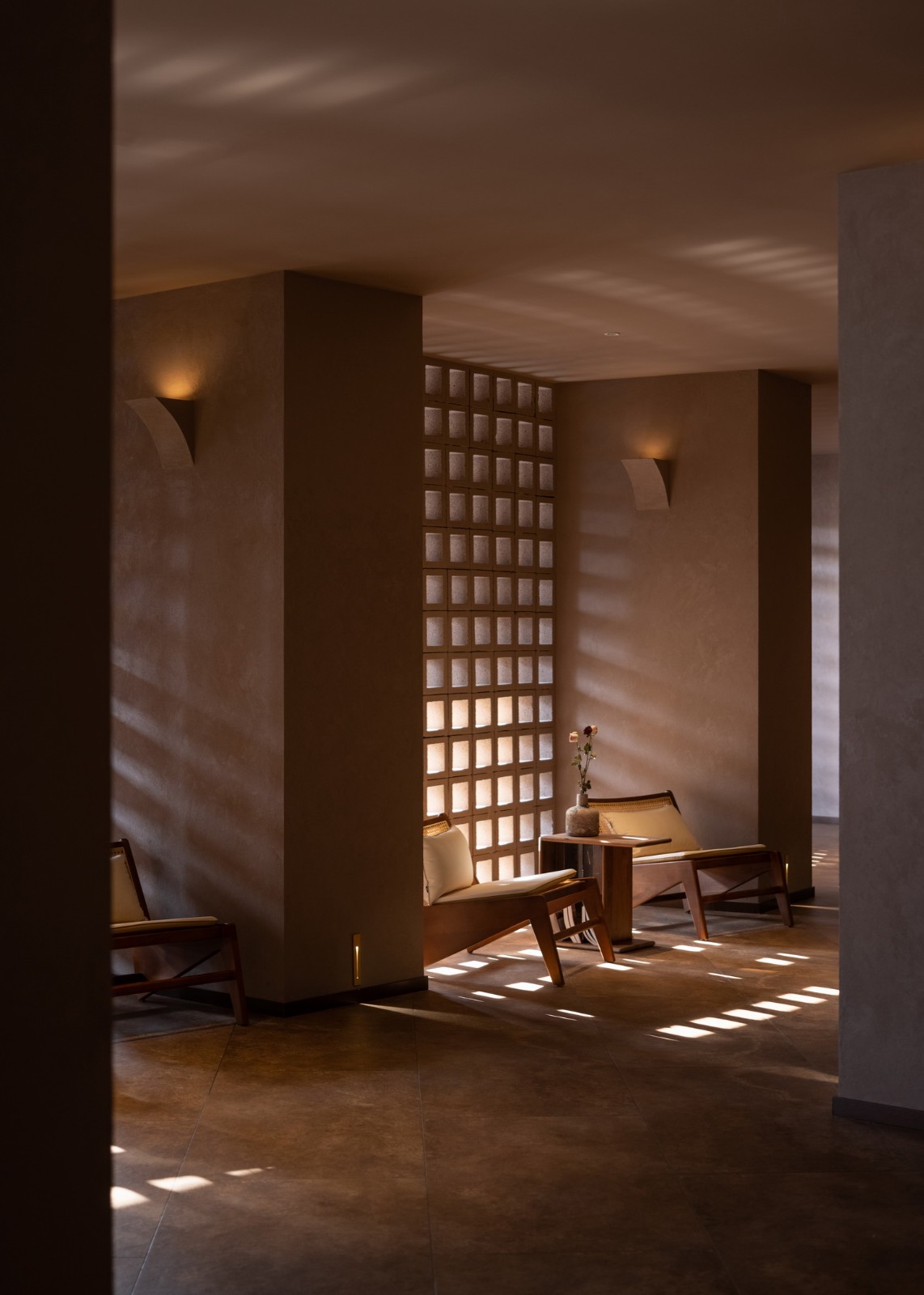 BIM建筑|内向理疗SPA，大庆 / 素造建筑