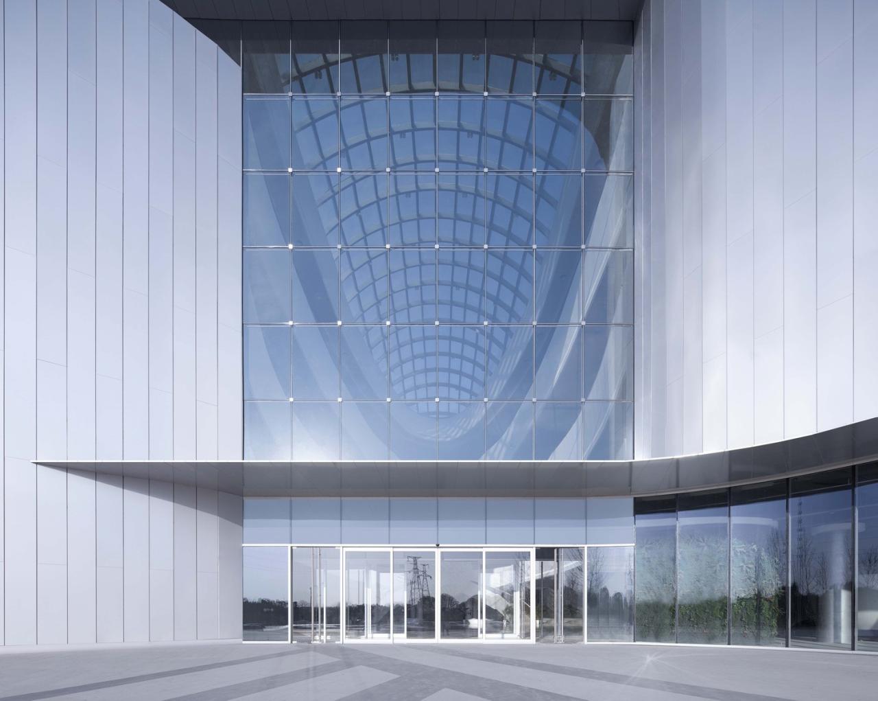 BIM建筑|虚拟之筑的有机新生：南昌VR科创城VR展示中心 / UA尤安设计