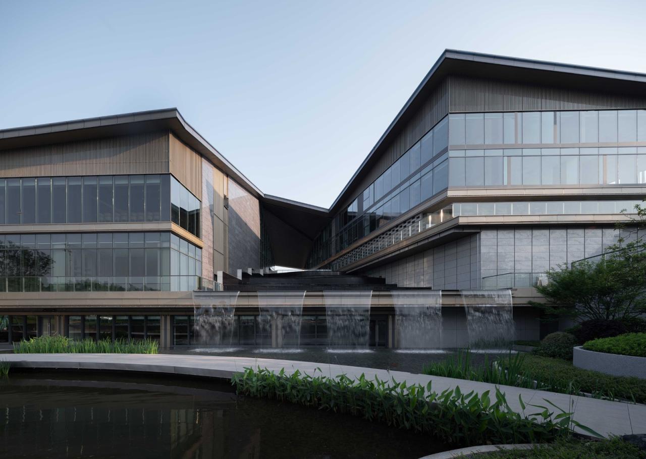 BIM建筑|长沙麓隐青竹湖展示中心 / PTA上海柏涛