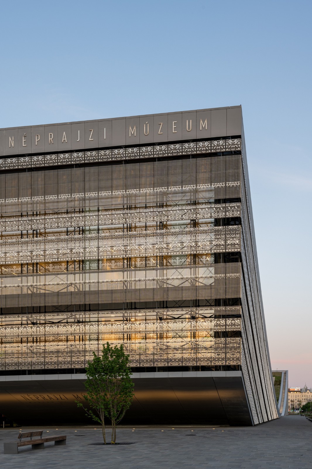 BIM建筑|布达佩斯民族学博物馆 / NAPUR Architect