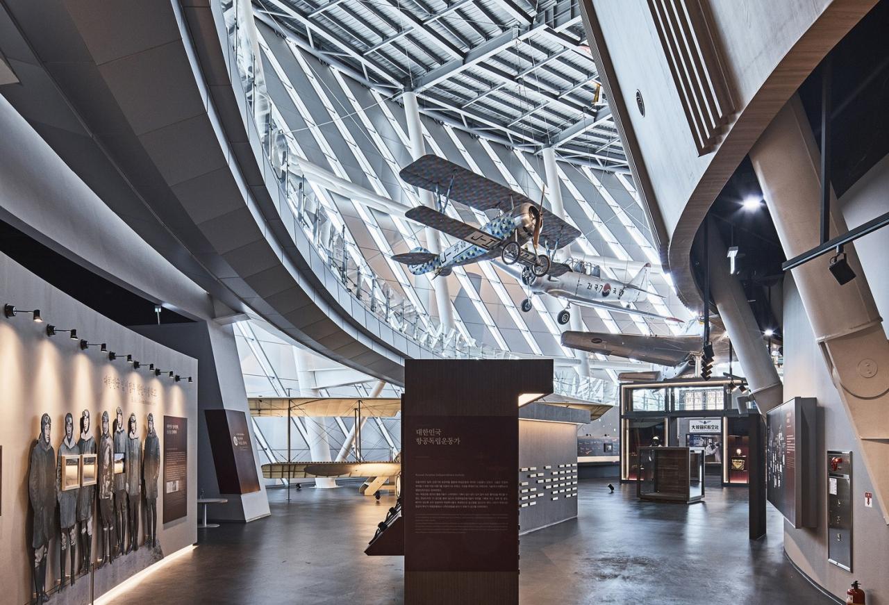 BIM建筑|地面‘涡轮机’，韩国国立航空博物馆 / Haeahn Architecture