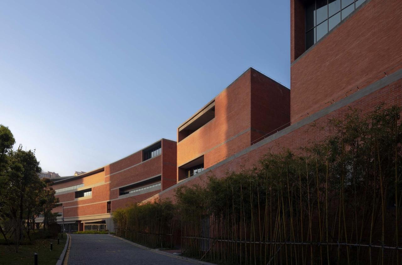 BIM建筑|龙岩工人文化宫 / 天津华汇