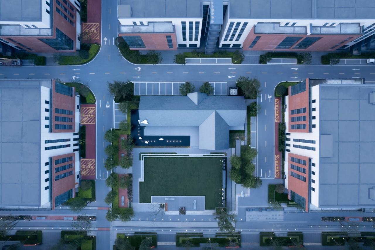 BIM建筑|谦逊朴实，但精工细琢的“暖建筑”：大地国际生命科学园咖啡厅 / 隽执科技