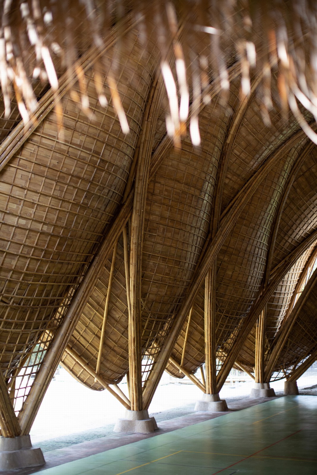 BIM建筑|最小结构最大空间，竹装置“弧” / IBUKU