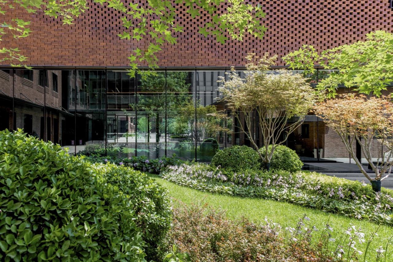 BIM建筑|护城河上的一段记忆迭代：总部办公楼更新 / 北京城建设计发展集团股份有限公司