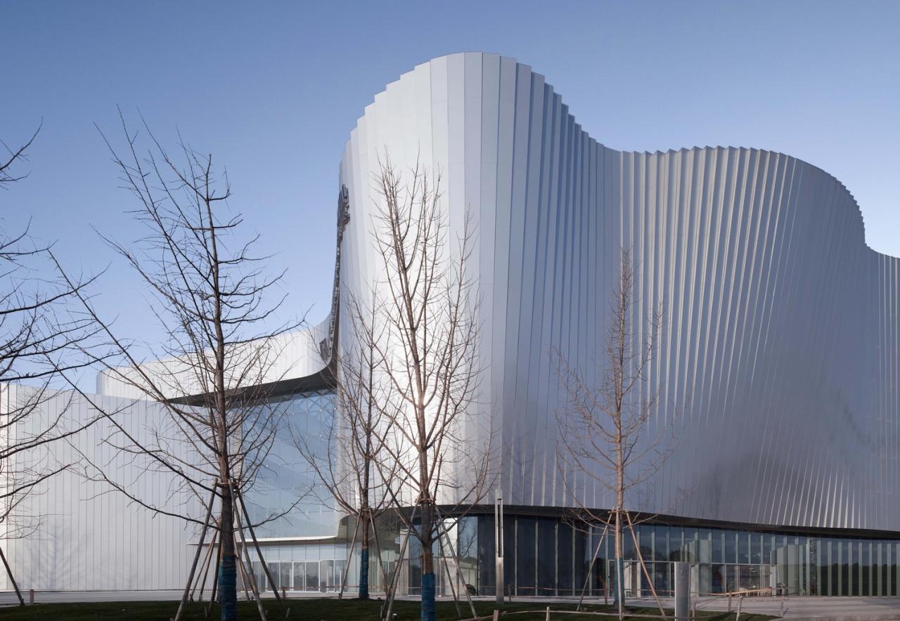 BIM建筑|虚拟之筑的有机新生：南昌VR科创城VR展示中心 / UA尤安设计