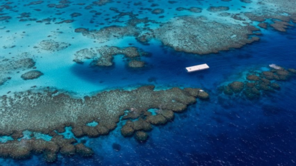 BIM建筑|阿迪达斯在大堡礁推出浮动网球场