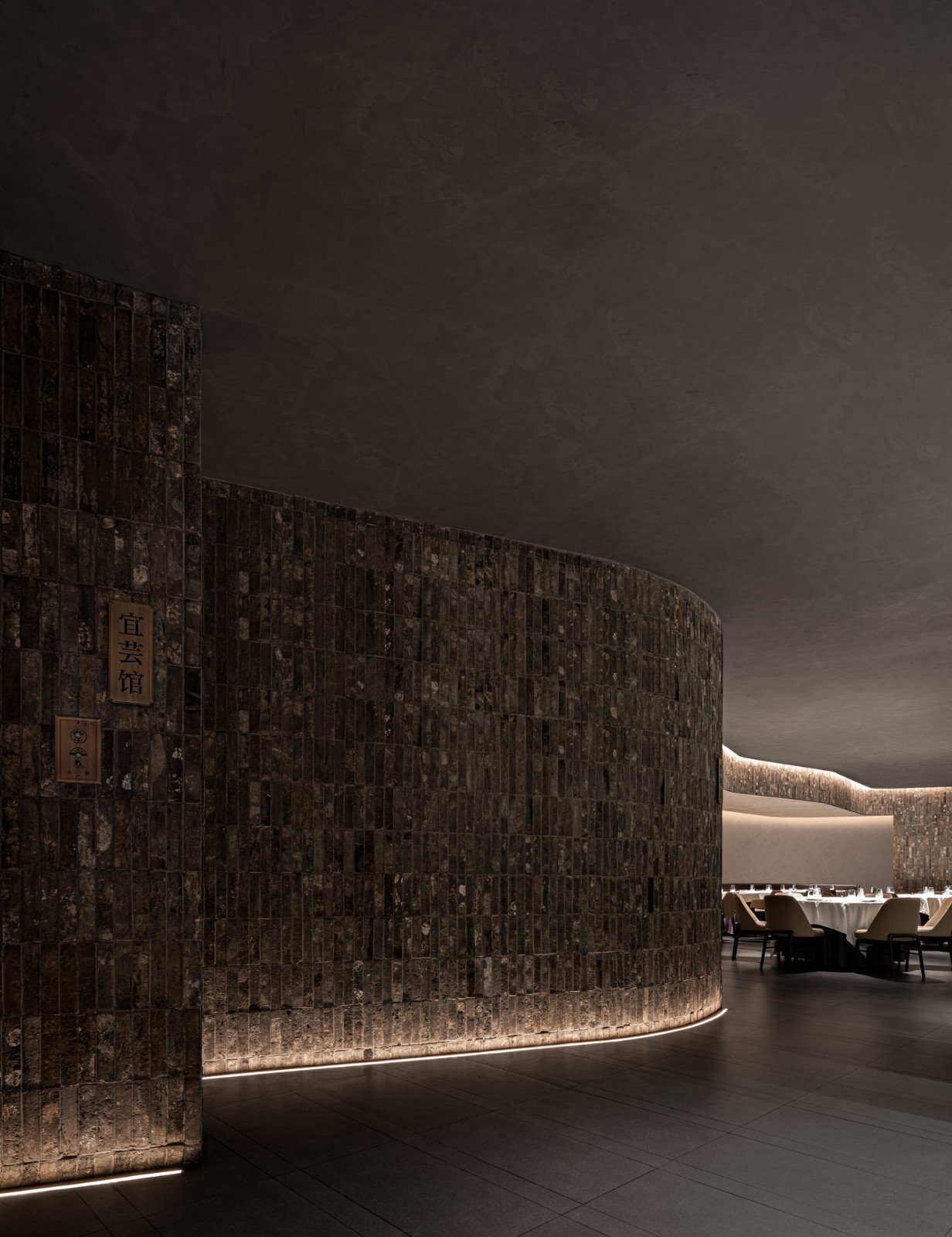 BIM建筑|四季民福上海外滩店 / IN.X屋里门外设计