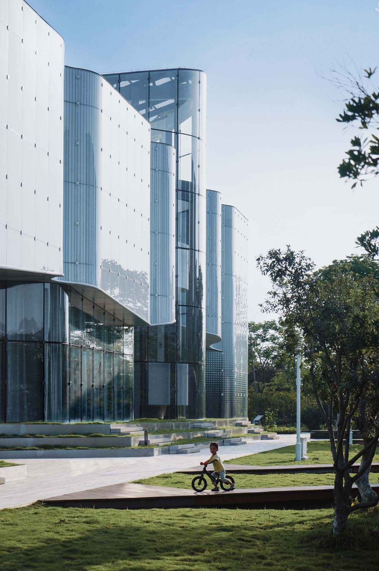 BIM建筑|宁波周尧昆虫博物馆 / 上海秉仁建筑师事务所 + 席地建筑工作室