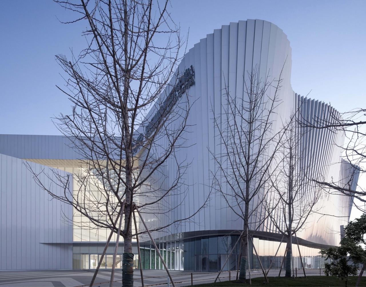 BIM建筑|虚拟之筑的有机新生：南昌VR科创城VR展示中心 / UA尤安设计