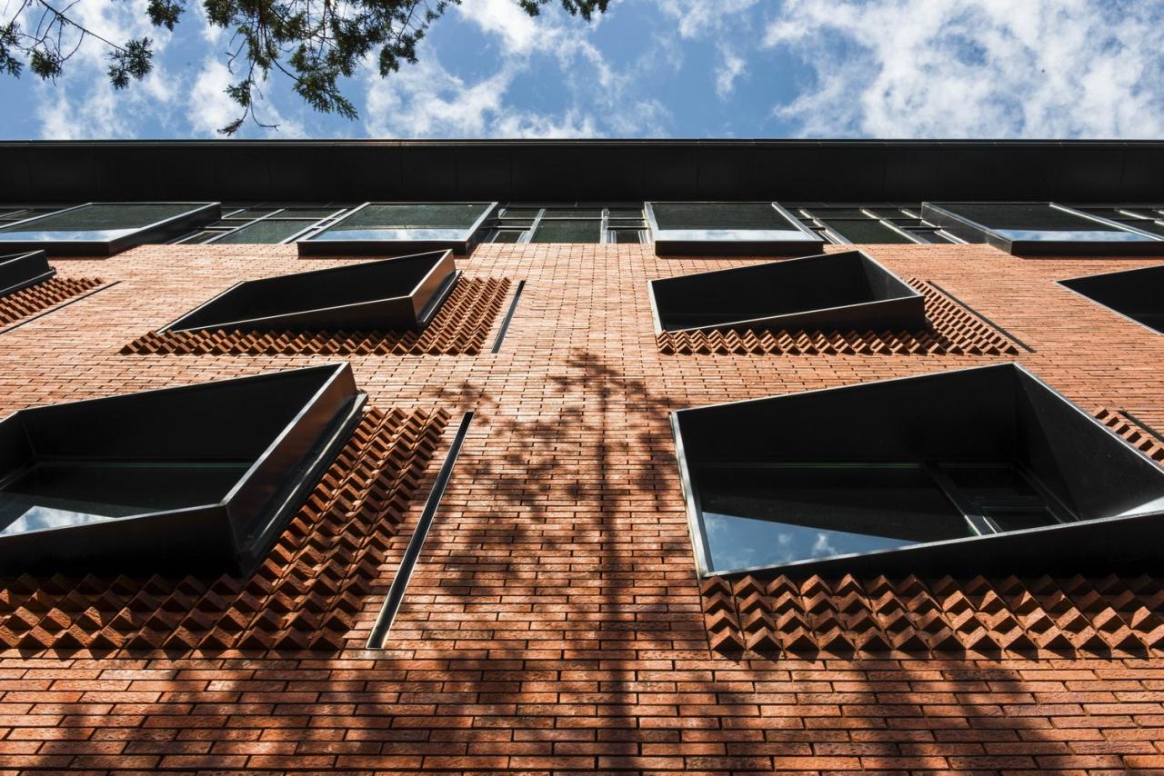 BIM建筑|护城河上的一段记忆迭代：总部办公楼更新 / 北京城建设计发展集团股份有限公司